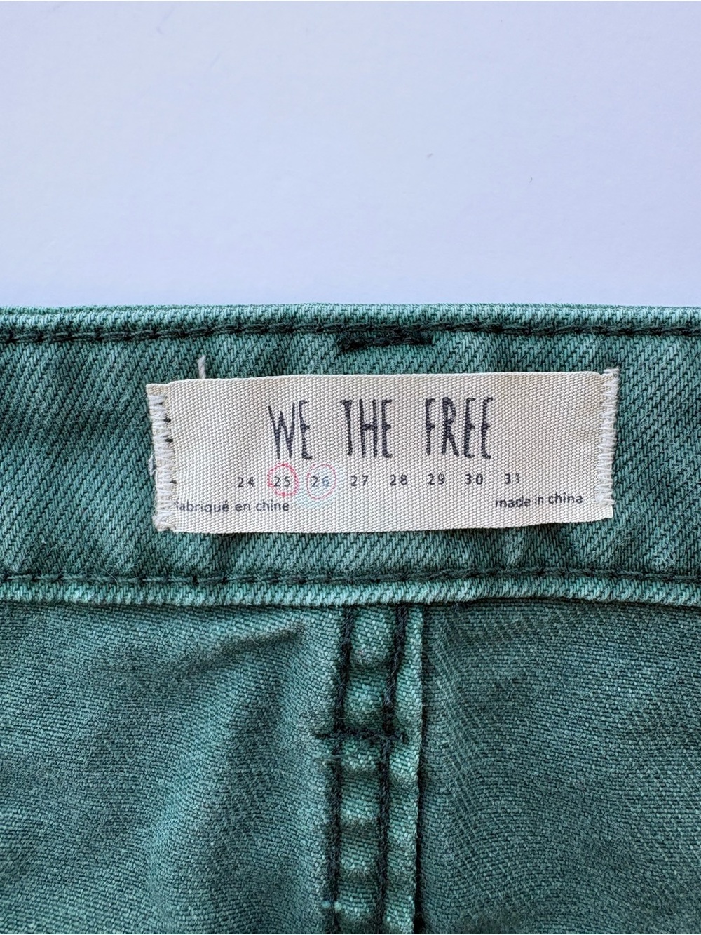 We The Free Green Denim Mini Skirt Size 26 Front Zip Raw Hem Utility Boho - Picture 6 of 7